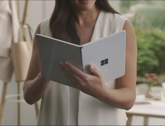 Fotos de Microsoft Surface Duo: el mejor uso de las pantallas duales en un smartphone