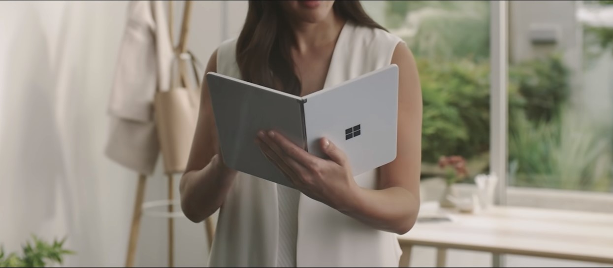 Foto de Microsoft Surface Duo: el mejor uso de las pantallas duales en un smartphone