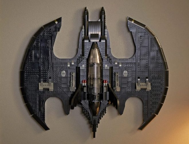 Fotos de Lego Lanzará el Set del Batwing de la Película de Batman de Tim Burton