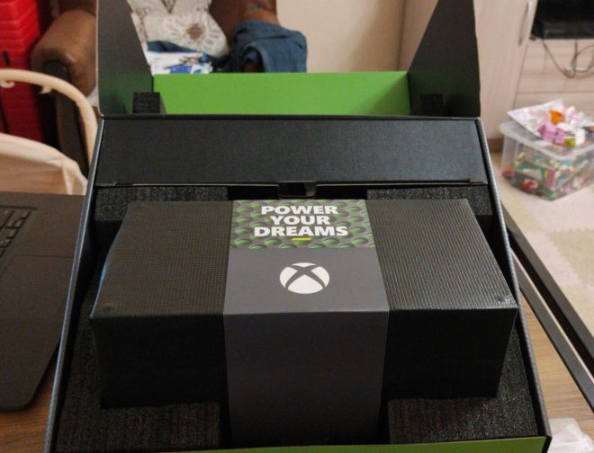 Fotos de Primer Vistazo y Unboxing a la consola Xbox Series X