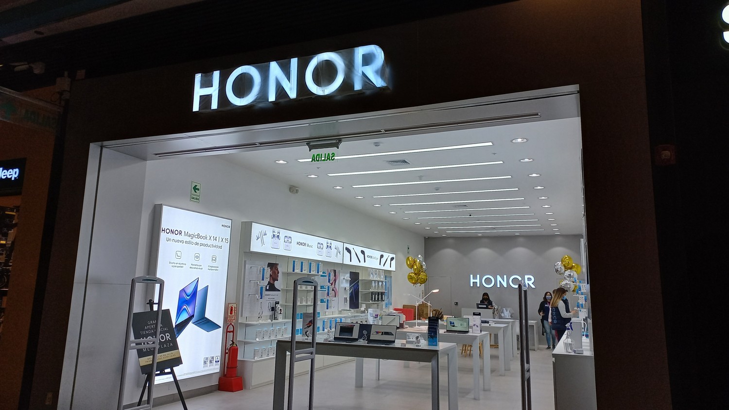 Foto de Primer vistazo a la primera tienda de HONOR en Latinoamérica en Megaplaza