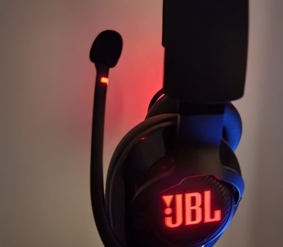 Fotos de [REVIEW] JBL Quantum 400, Headset gamer con 3D Surround