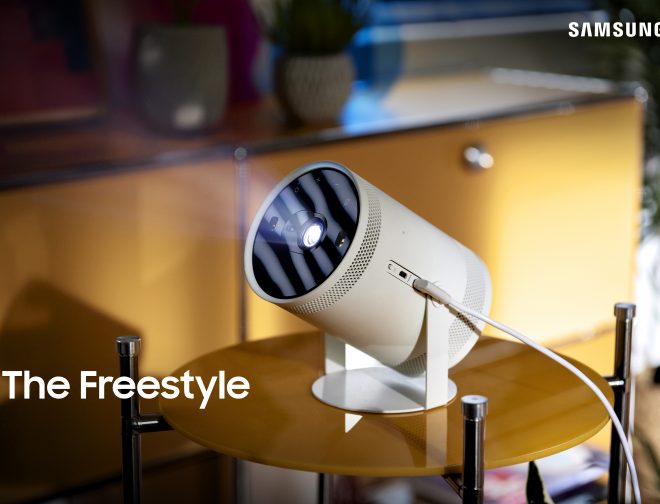Fotos de CES 2022: Samsung presenta The Freestyle, una nueva pantalla portátil