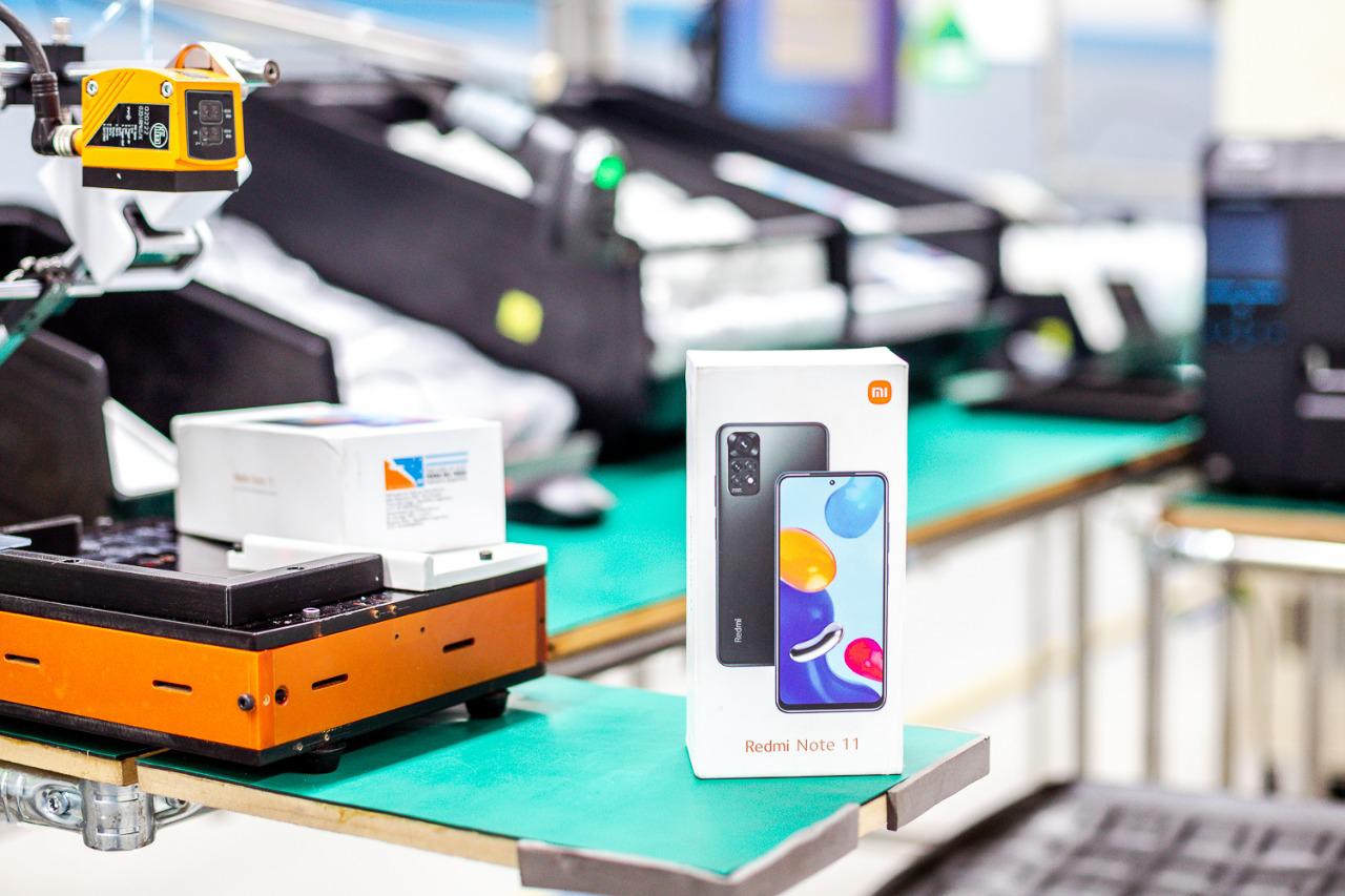 Foto de A través de su socio comercial en Argentina, Xiaomi da inicio a una línea de producción de smartphones, los primeros en Latinoamérica