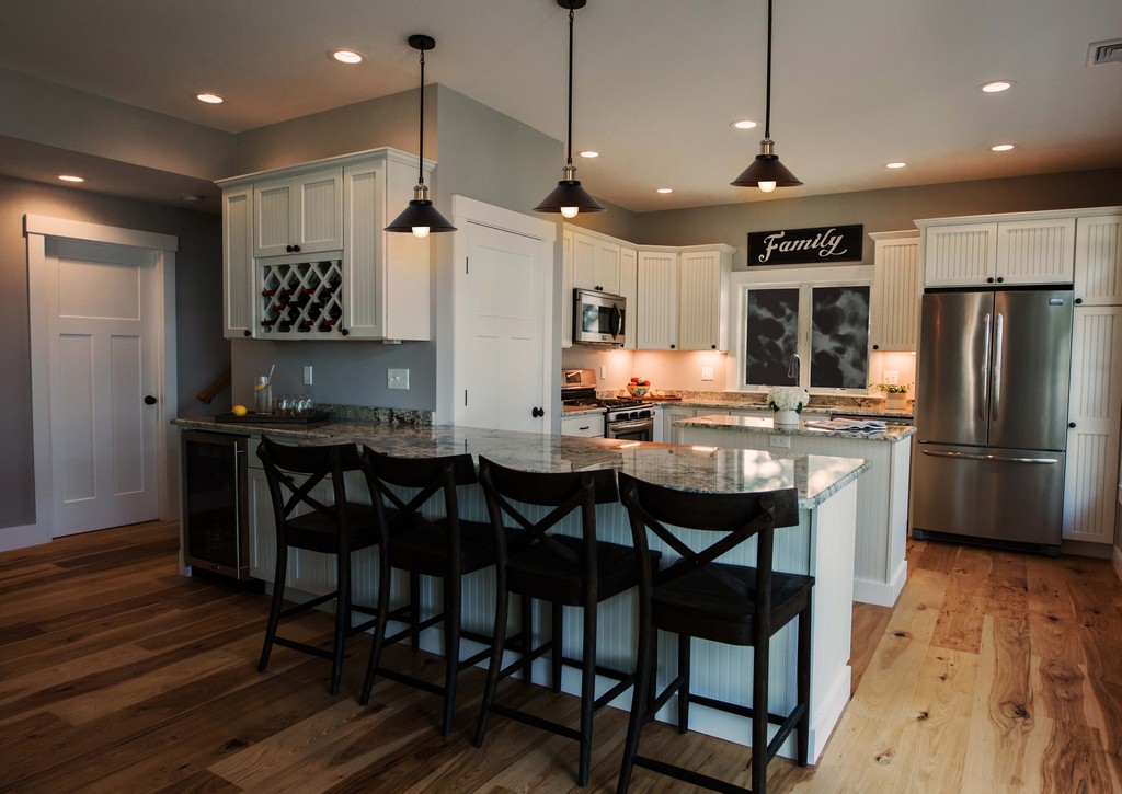 Foto de Crea decorativos e iluminados ambientes para tu hogar de manera armoniosa y con avanzada tecnología