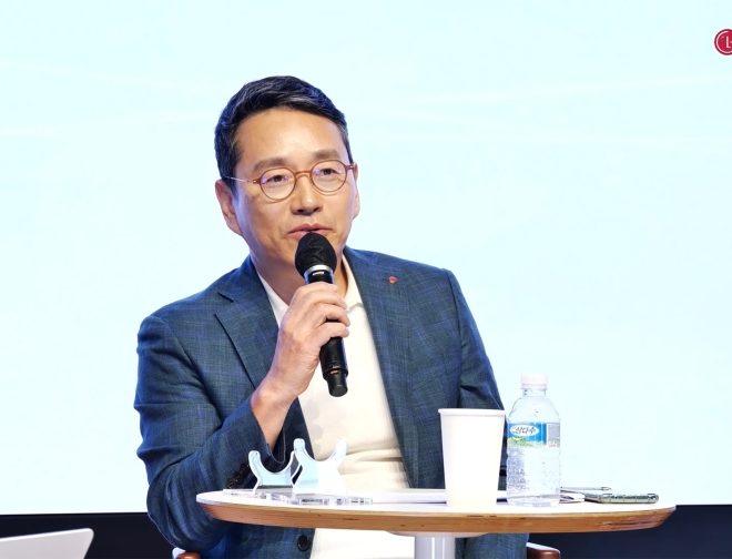 Fotos de William Cho, CEO de LG comparte visión sobre el futuro de la compañía