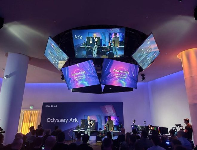 Fotos de Una experiencia gaming mejorada: los jugadores de todo el mundo conocen a Odyssey Ark