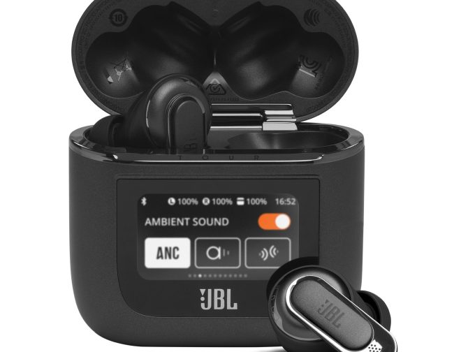 Fotos de CES 2023: JBL innova con el primer Headphone Tour con estuche de carga inteligente
