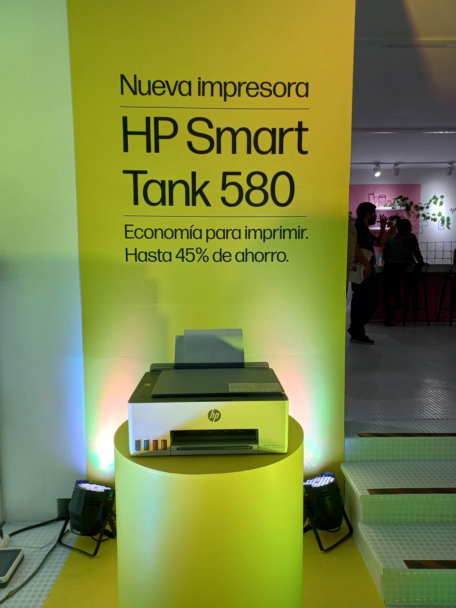 Foto de HP refuerza su compromiso con hogares y emprendimientos del Perú a través de su línea de impresoras Smart Tank