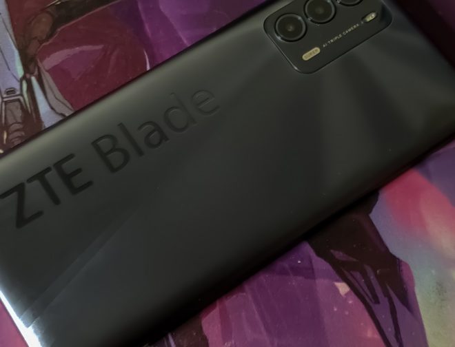 Fotos de ZTE Blade V40 Vita: Buena batería y cámara decente para un gama baja