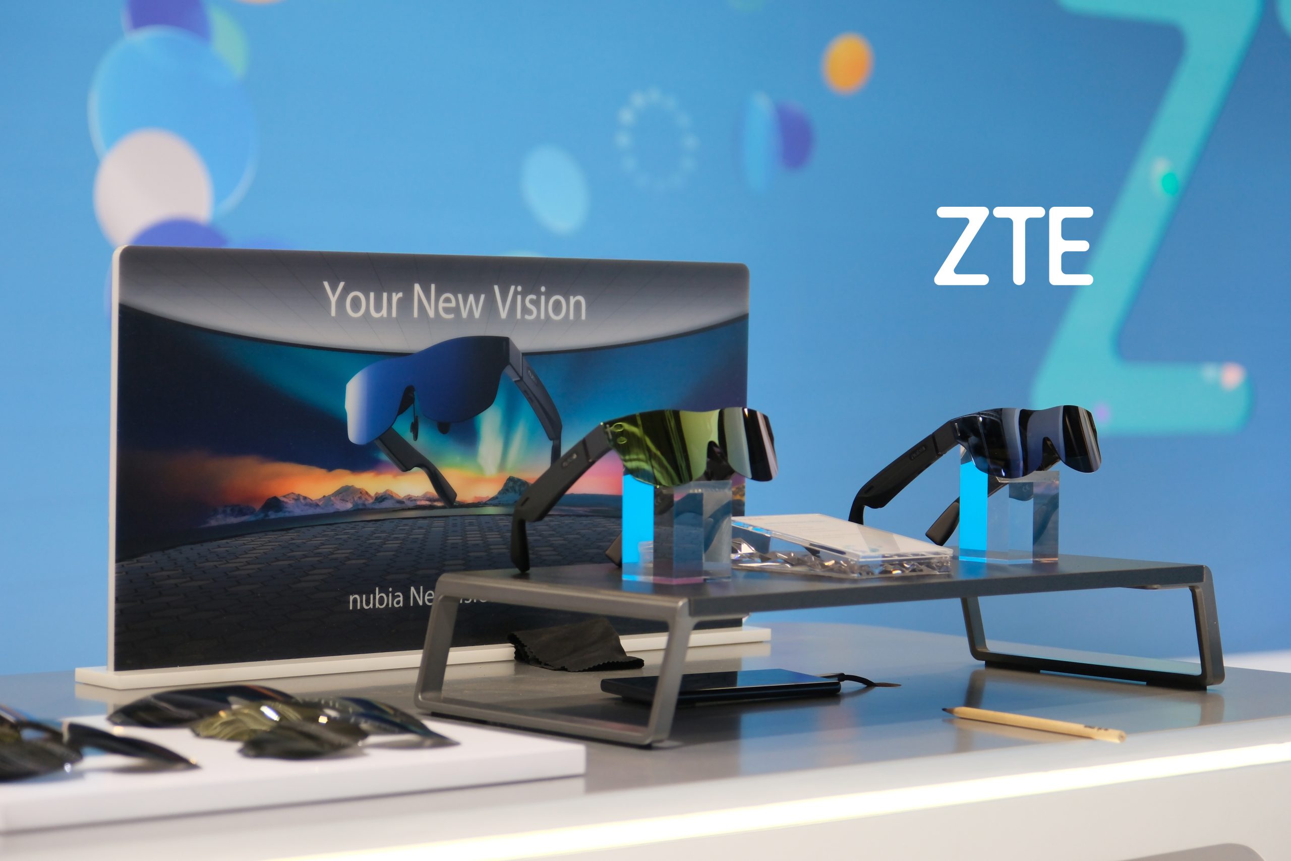 Foto de MWC 2023: ZTE presentó Nubia Neovision Glass, los primeros lentes de realidad aumentada