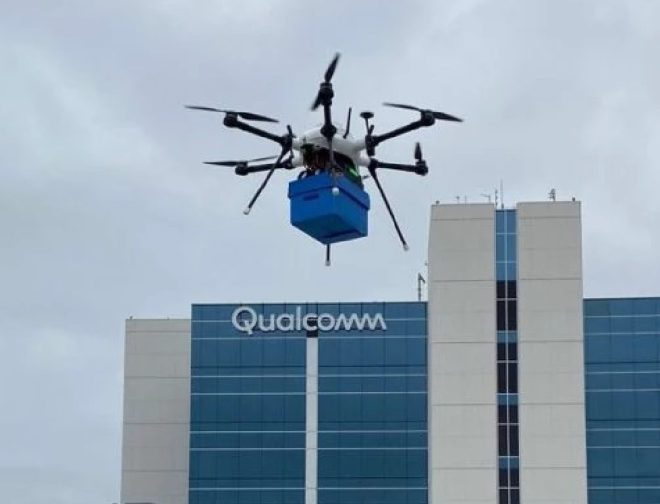 Fotos de Qualcomm y Speedbird Aero colaboran en soluciones aéreas de distribución urbana mediante drones