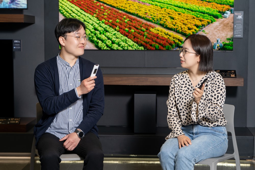 Foto de [Entrevista] Más pequeño y ligero, SolarCell Remote impulsa la estrategia medioambiental de Samsung
