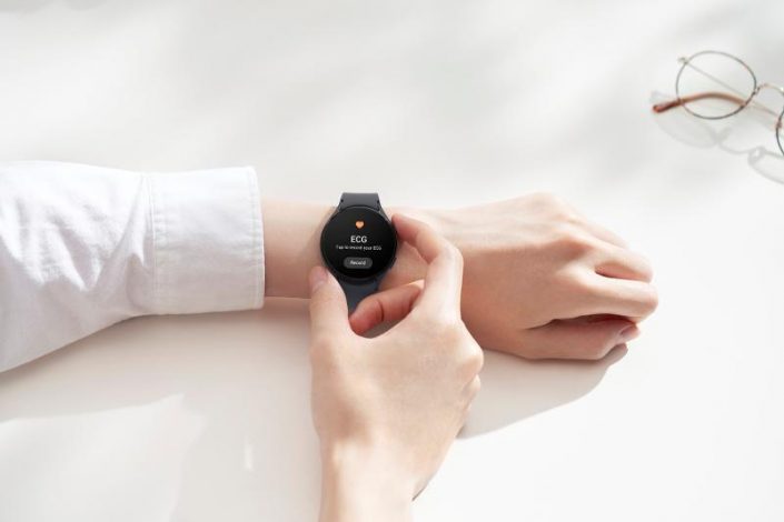 Foto de Galaxy Watch: Samsung incorpora la notificación de ritmo cardiaco irregular en 13 mercados