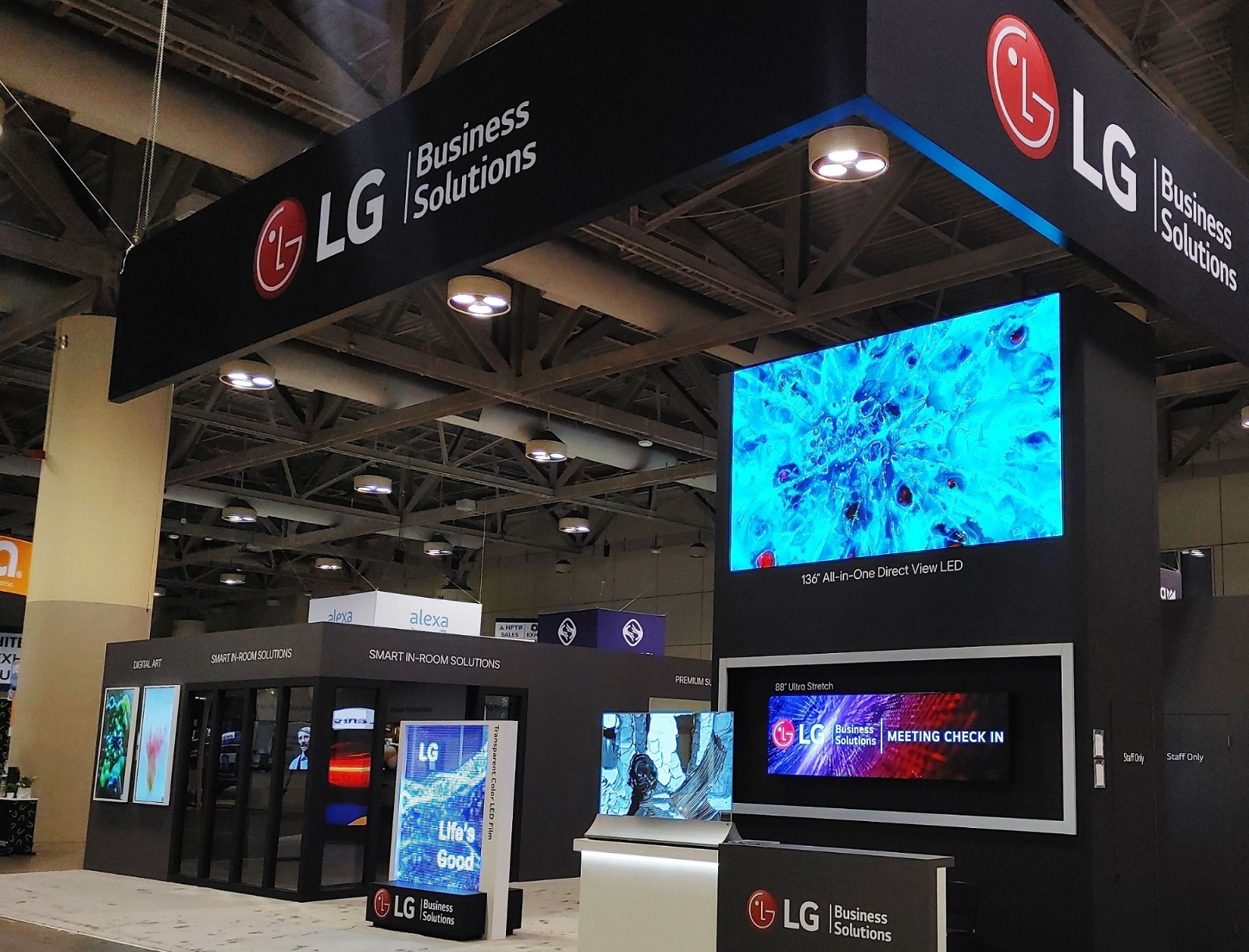 Foto de LG presenta los primeros televisores en HITEC 2023 con Apple AirPlay