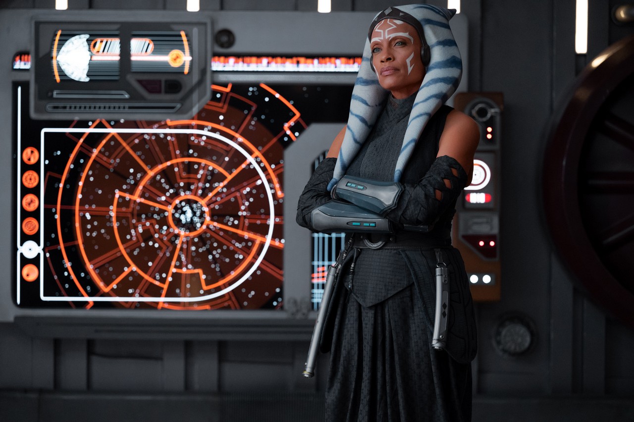 Foto de Llega el nuevo tráiler y póster de Star Wars: Ahsoka, la esperada serie de Disney+