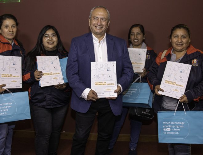 Fotos de ESET Perú y la Municipalidad de Lima se unen para capacitar a docentes en seguridad digital
