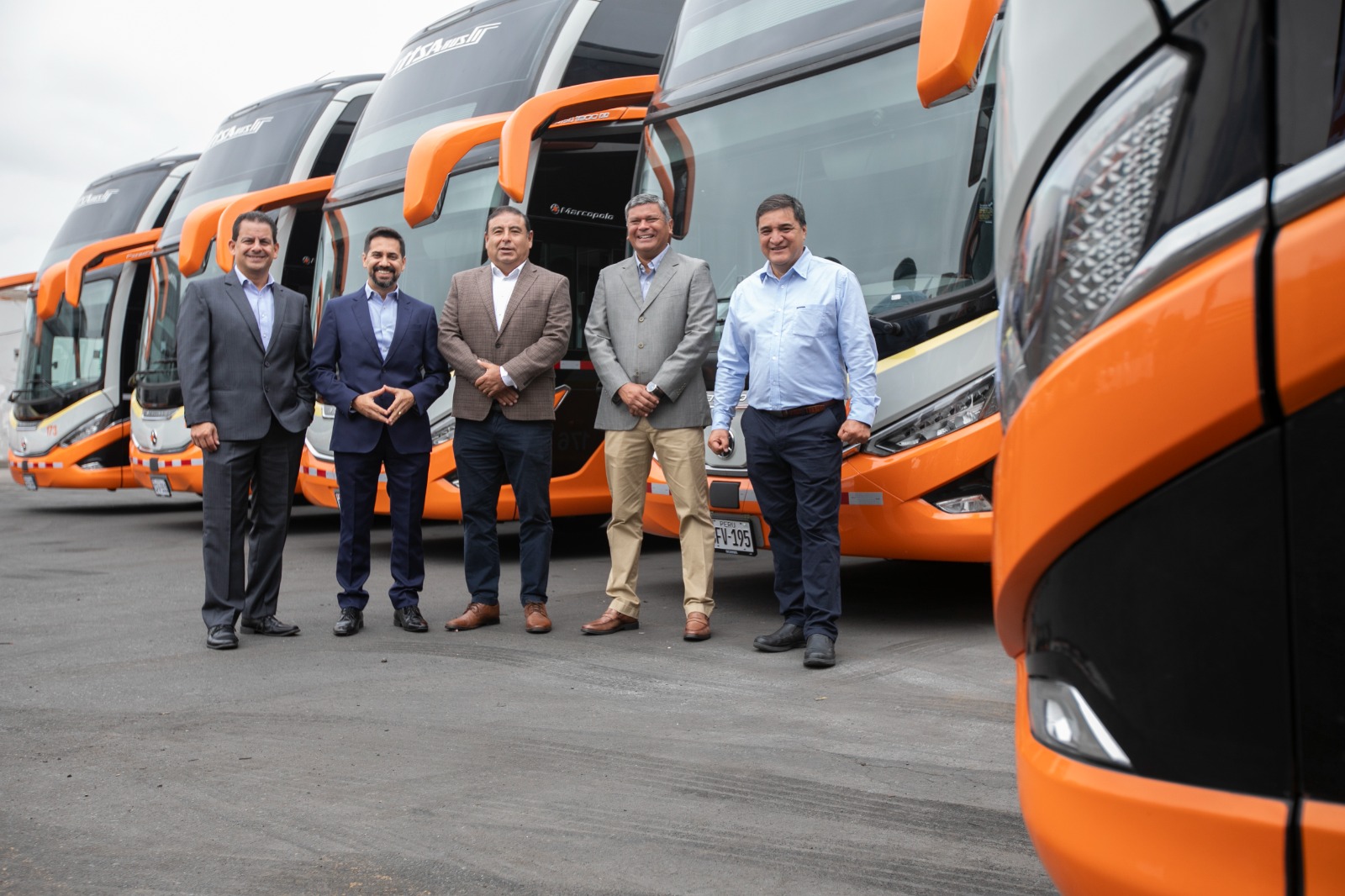 Foto de SCANIA marca un hito en la transición hacia un transporte sustentable y seguro con entrega de primera flota de la nueva generación de buses