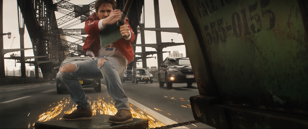 Foto de Ryan Gosling se convierte en un doble de acción en la película Profesión Peligro (The Fall Guy)