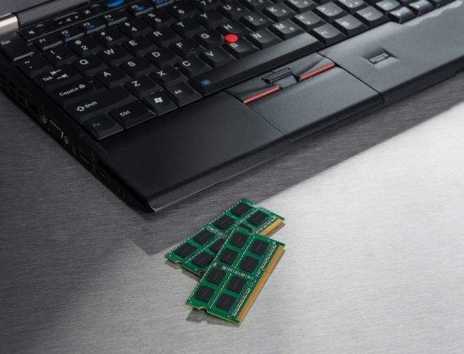 Fotos de Beneficios de actualizar la memoria RAM de una computadora, de acuerdo con Kingston