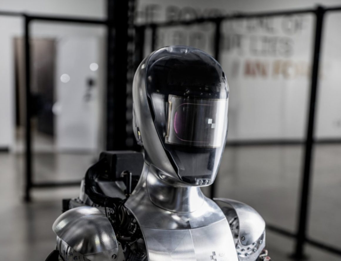 Foto de La Inteligencia Artificial de ChatGPT tiene cuerpo gracias al robot Figure 01