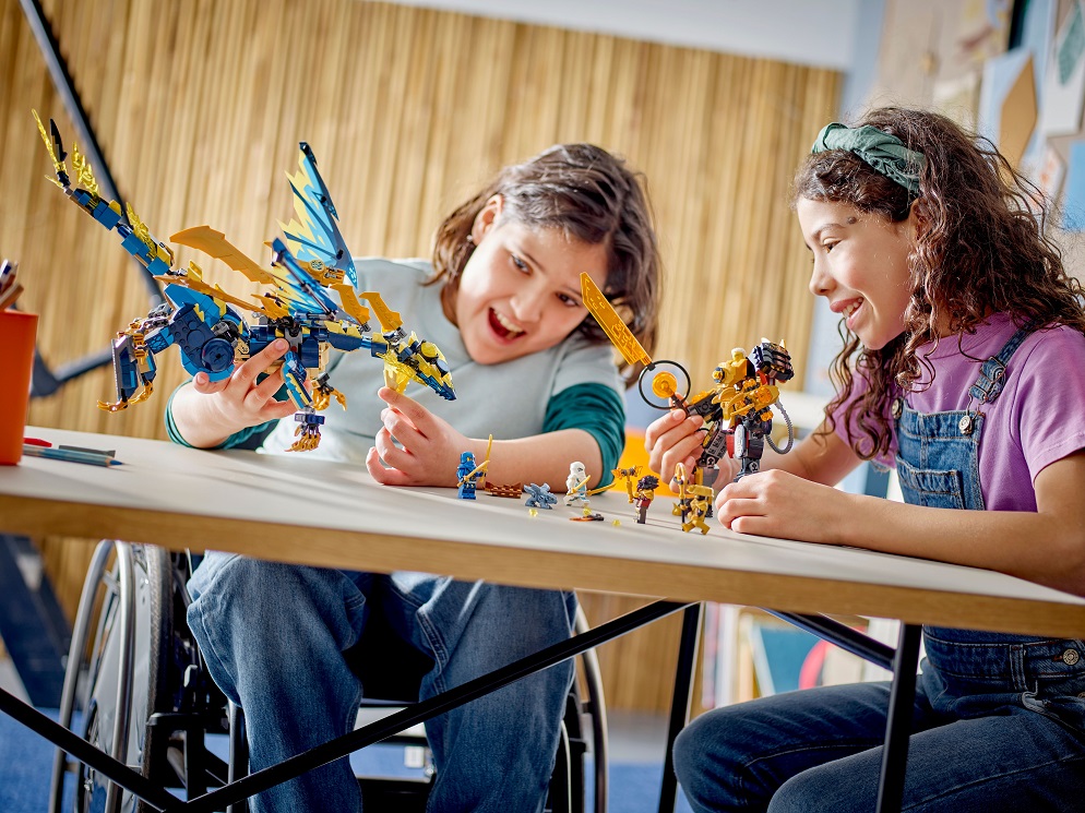 Foto de LEGO inspira a las niñas a explorar el mundo de la construcción y la creatividad