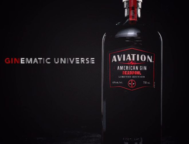 Foto de Ryan Reynolds lanza colección de botellas de Aviation American Gin, basadas en DeadPool y Wolverine