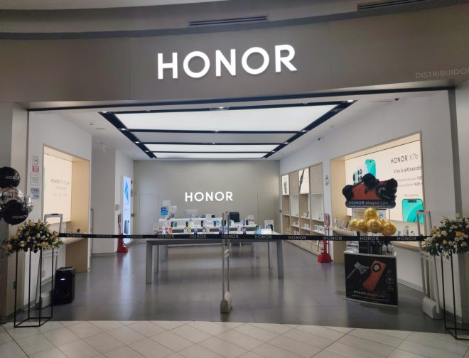 Fotos de Una nueva HONOR Store fue inaugurada en Mall Plaza Comas