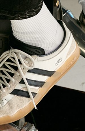 Foto de Vistazo a las nuevas zapatillas Bad Bunny x adidas Gazelle