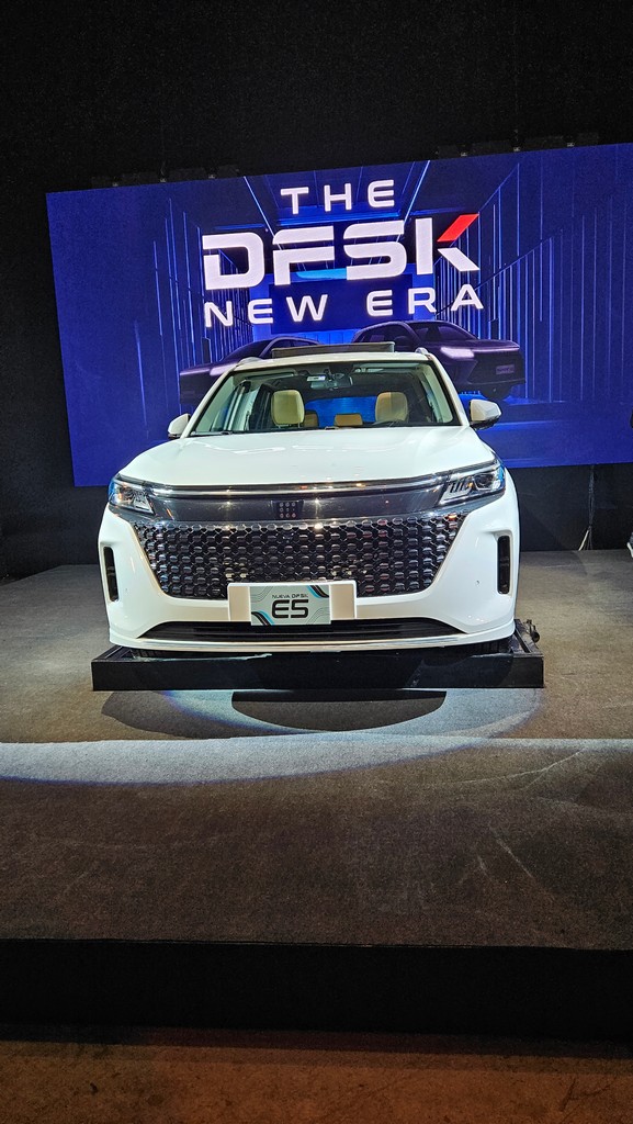 Foto de Conoce más de la nueva SUV enchufable DFSK E5, y la camioneta Glory 600