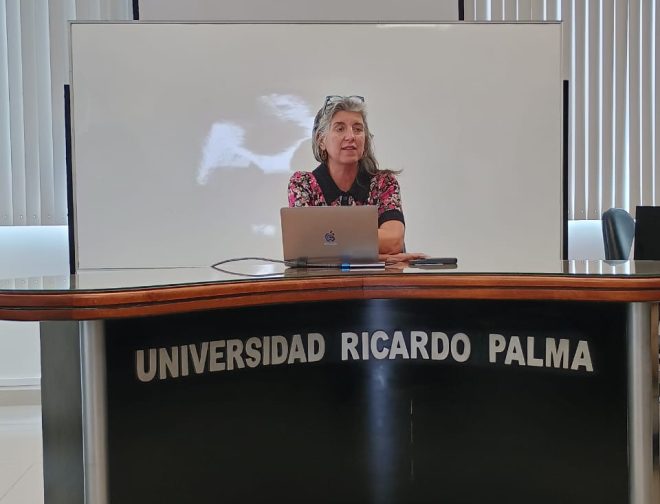 Fotos de Coursera: El 90% de los líderes de educación superior de América Latina coinciden en que las microcredenciales crean graduados preparados para el trabajo