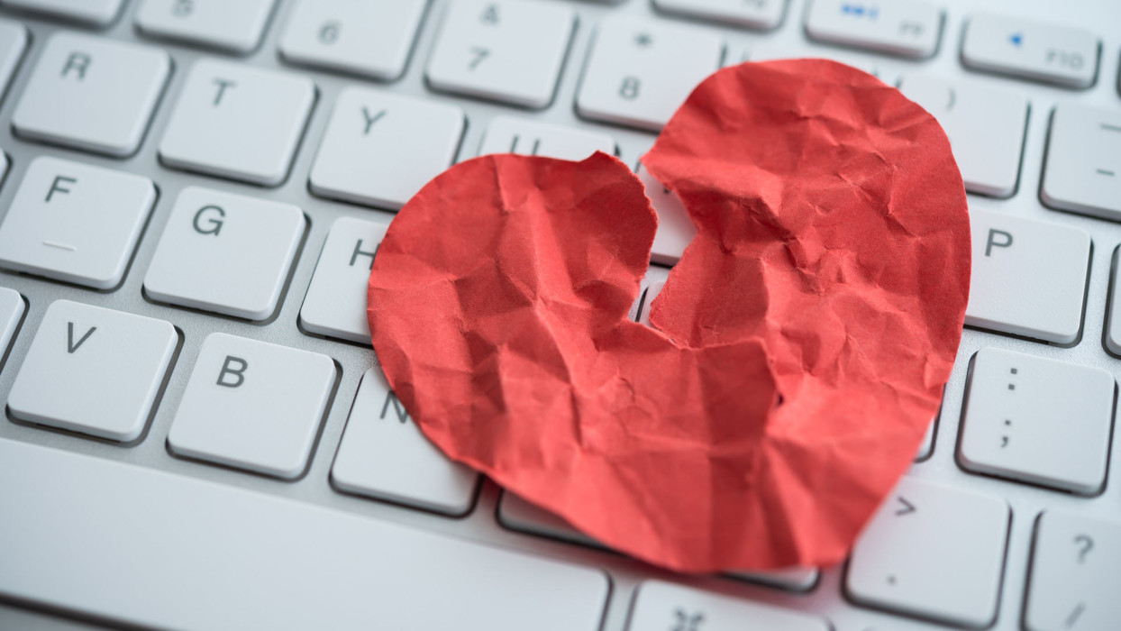 Foto de ESET: 5 “Red Flags” de una posible estafa romántica