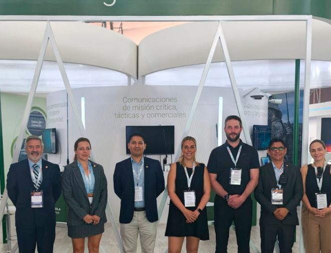 Fotos de Motorola Solutions dio a conocer sus nuevas tecnologías de seguridad y defensa en el SITDEF 2025
