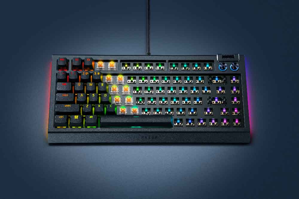 Foto de Razer inaugura una nueva era de posibilidades de personalización con su primer teclado barebone, el BlackWidow V4 75%