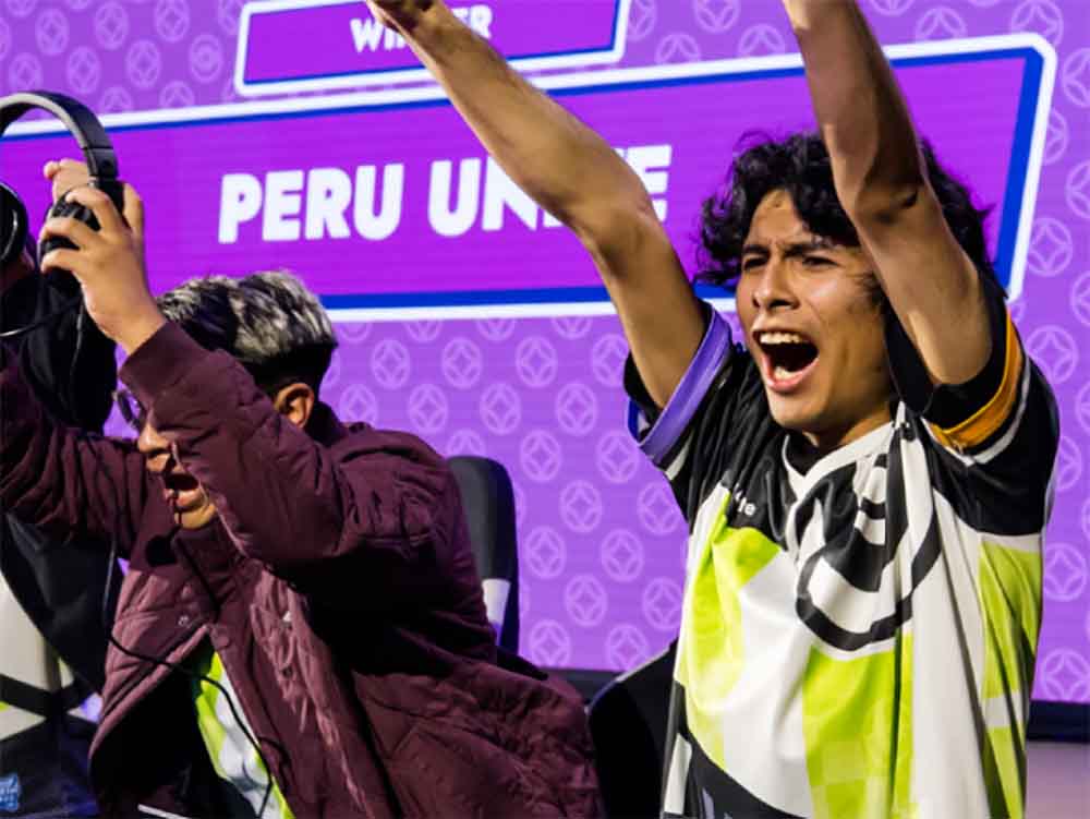 Foto de Perú es clave. Perú Unite ganó el campeonato en Pokémon World Championships 2025