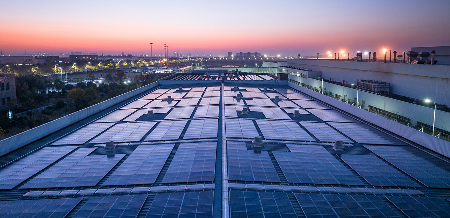 Foto de Inchcape supera los 1.500 paneles solares en la región y acelera su camino hacia la carbono neutralidad