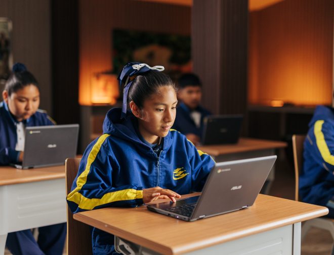 Foto de Revolución educativa en Perú: ASUS impulsa el futuro de la enseñanza con tecnología de vanguardia