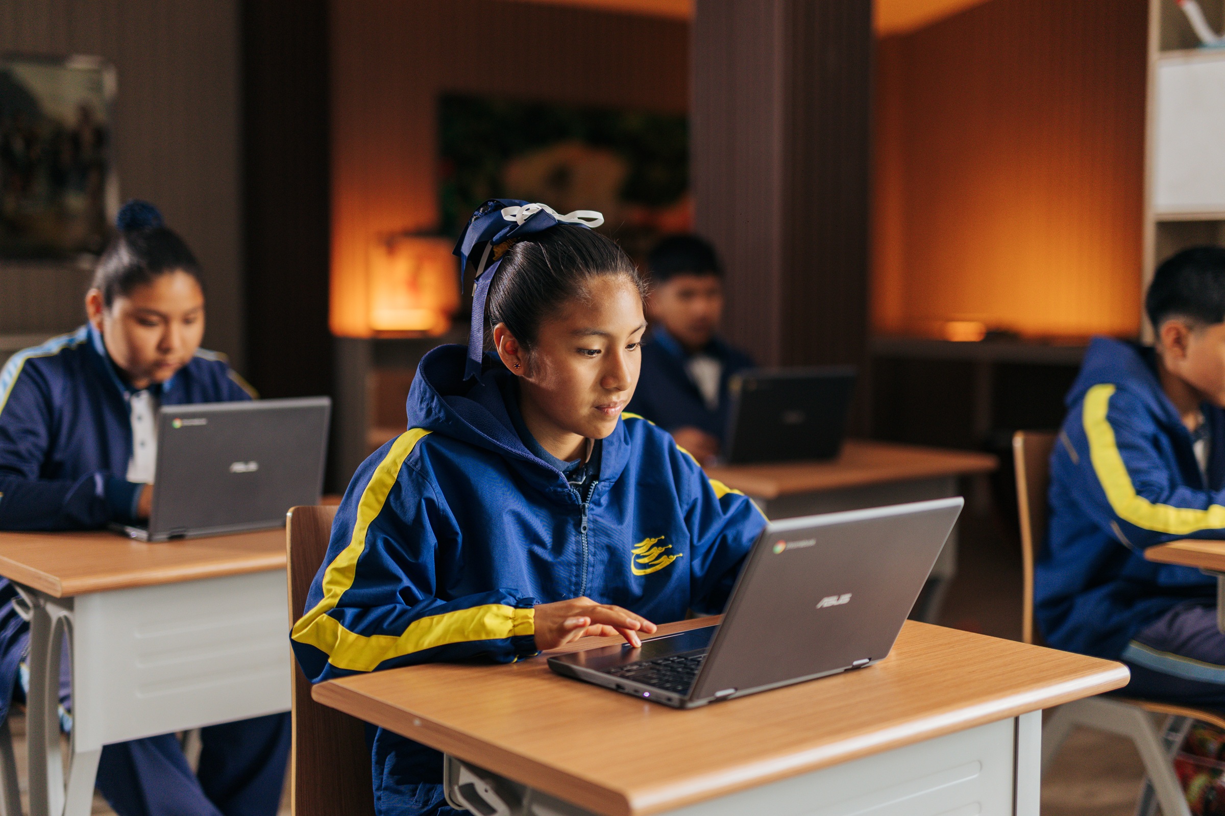 Foto de Revolución educativa en Perú: ASUS impulsa el futuro de la enseñanza con tecnología de vanguardia