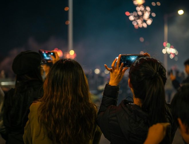 Foto de Fotografiar el Año Nuevo desde el celular: Claves para no perder el momento