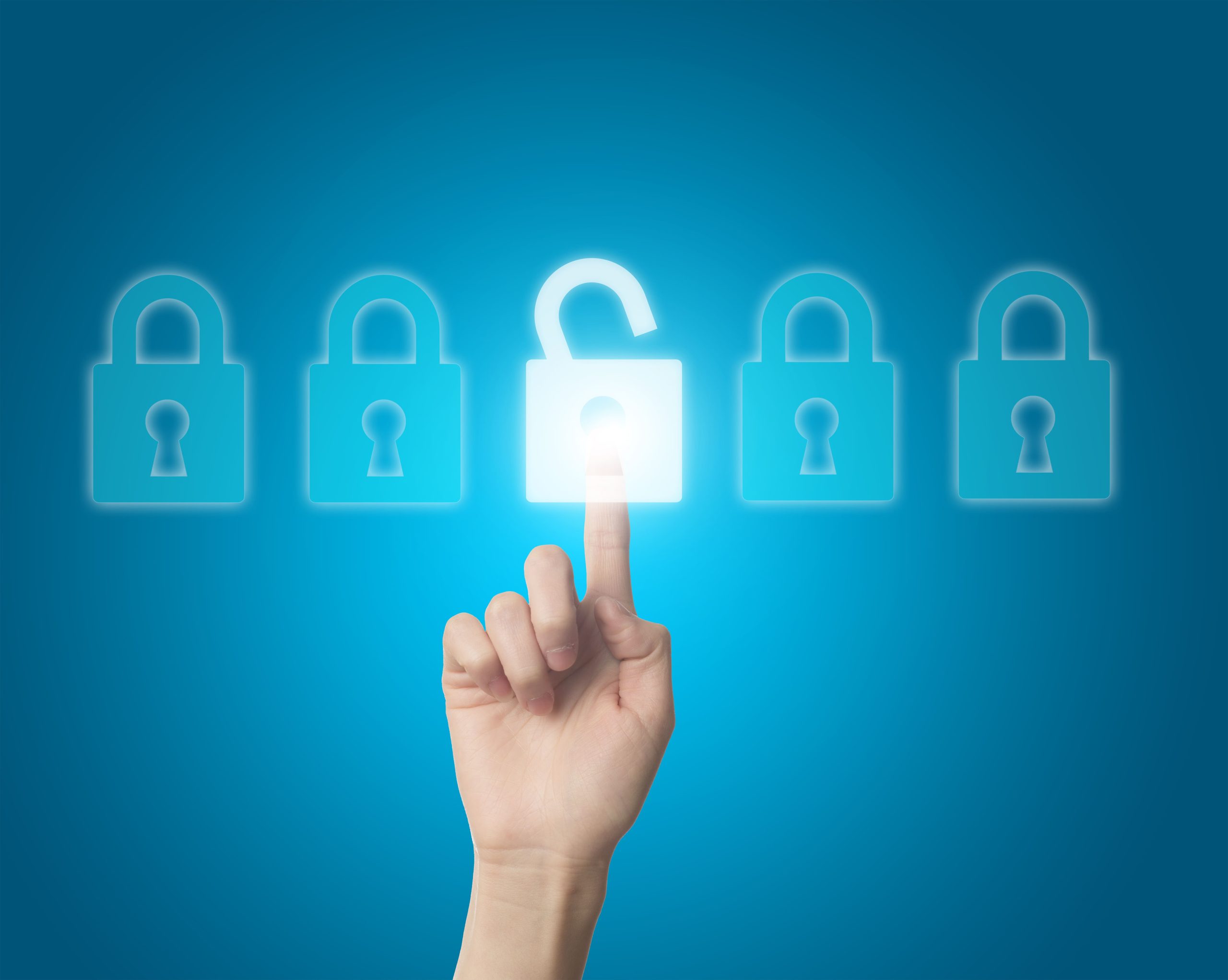 Foto de 7 de cada 10 personas ya cambió sus contraseñas por miedo a hackeos