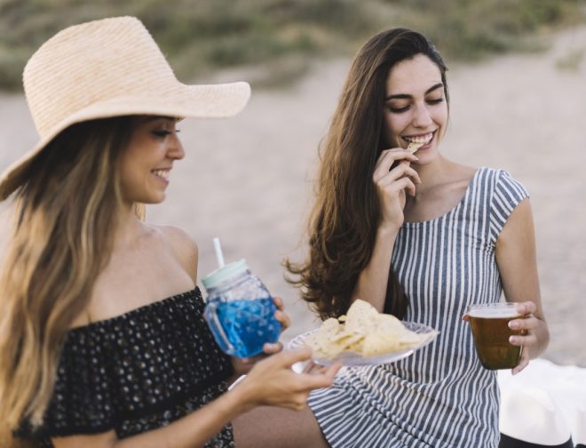 Fotos de ¿Hambre o aburrimiento? Cómo practicar el mindful snackingen el día a día
