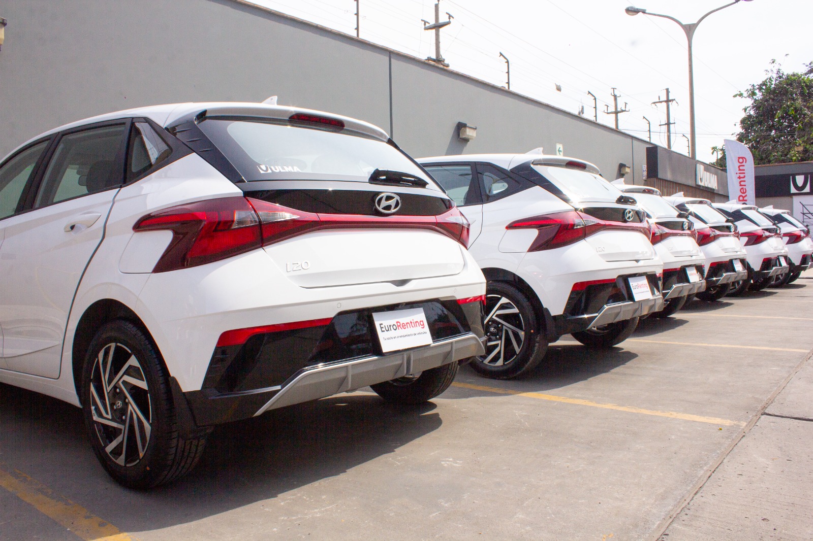 Foto de Hyundai Perú entrega flota de vehículos i20 a EuroRenting para fortalecer operaciones a nivel nacional