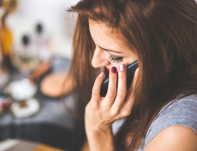Fotos de Spam telefónico evoluciona de molestia a puerta de entrada para el fraude financiero en Perú