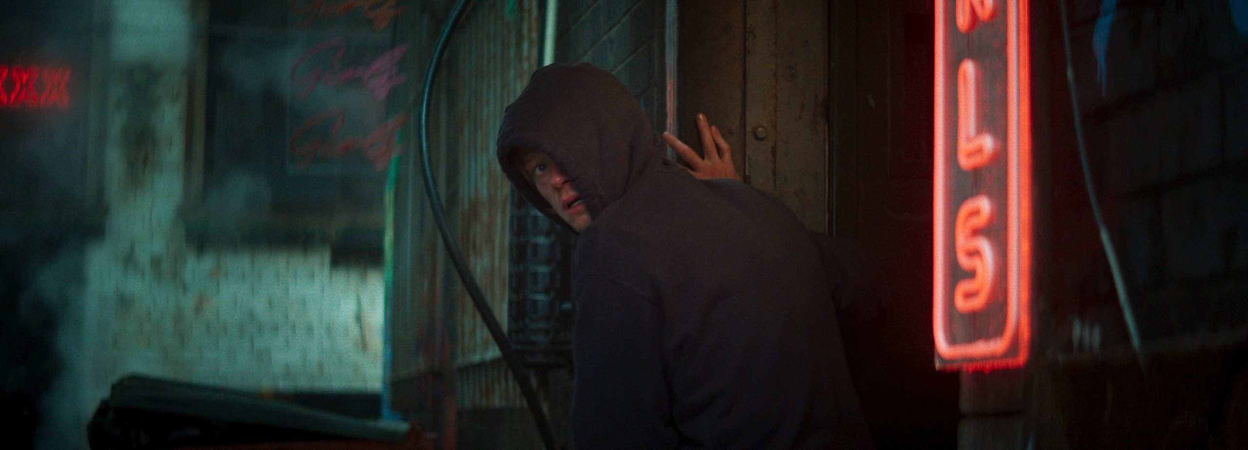 Foto de Terrorífico avance y póster de CLAYFACE, el primer thriller de terror de DC Studios