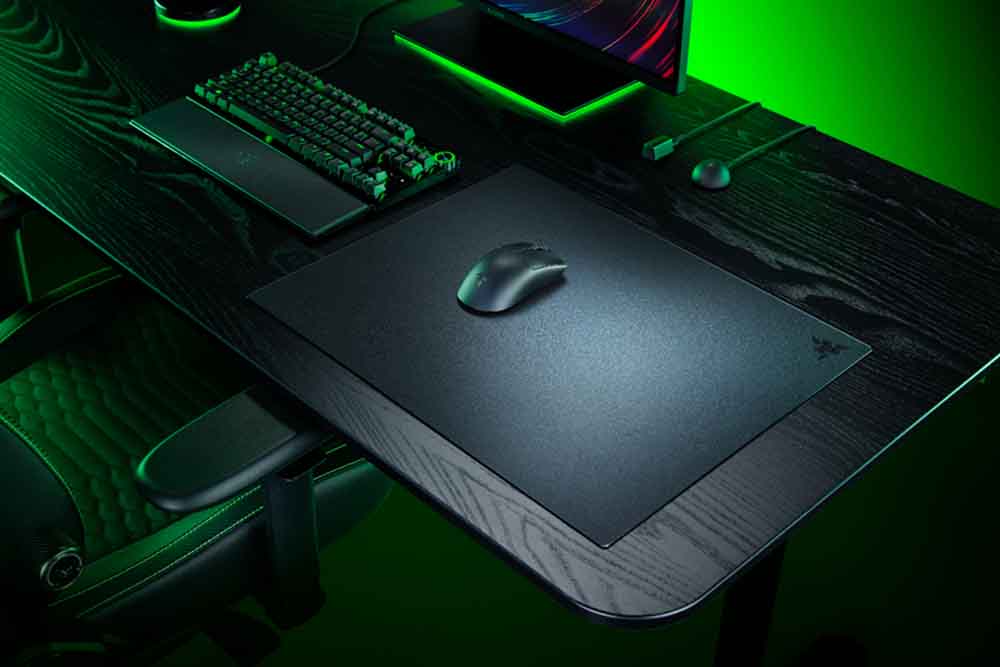 Foto de Razer presenta Atlas Pro, el mousepad gamer de vidrio más delgado del mundo