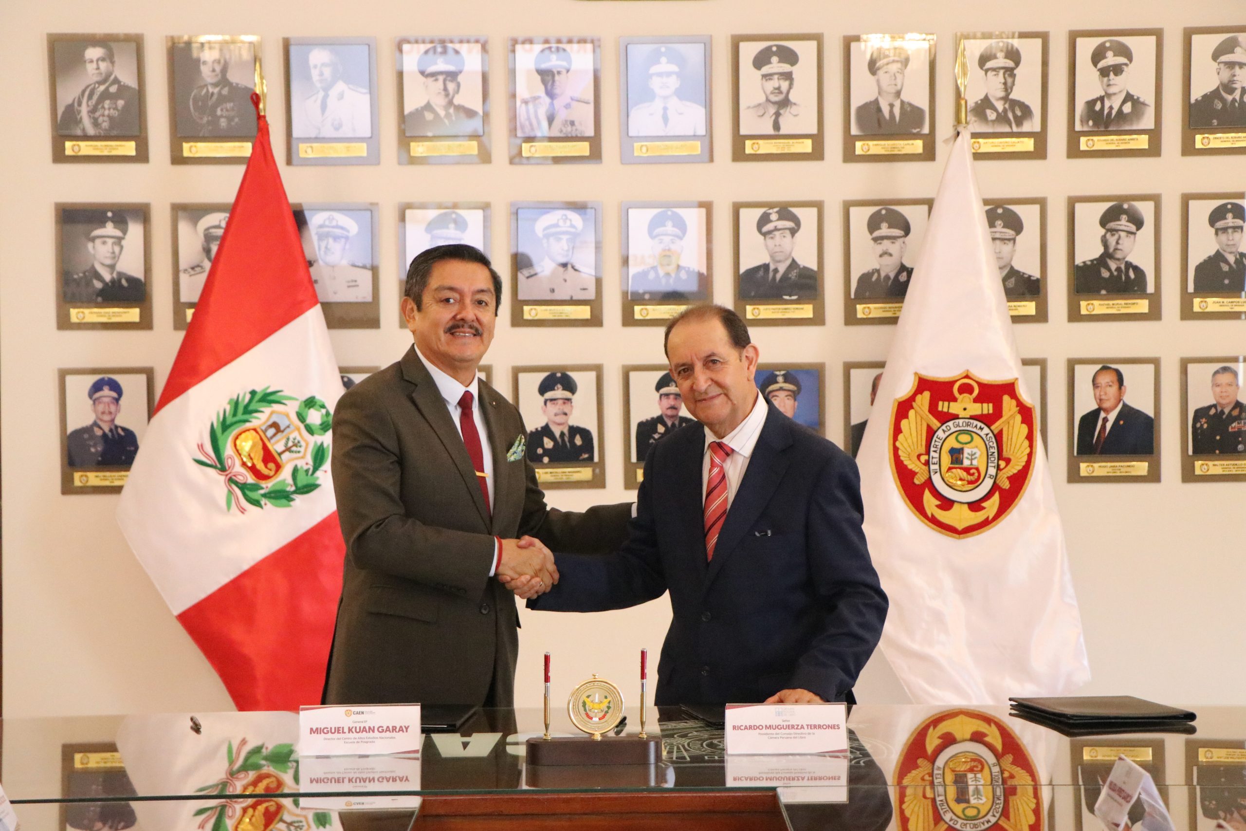 Foto de FIL Lima 2026: por primera vez, el CAEN llevará el diálogo sobre seguridad y desarrollo al corazón de la feria