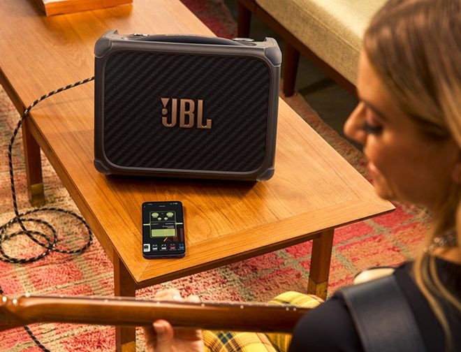 Foto de JBL lanza en Perú el BandBox Trio, amplificador portátil con IA