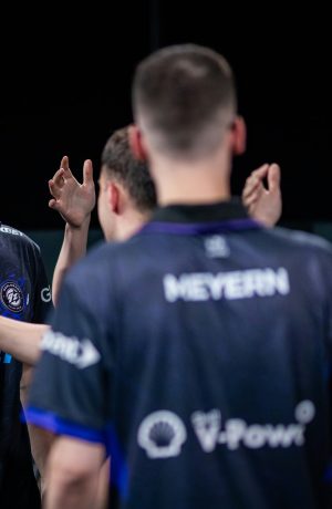 Foto de Conoce el horario y donde seguir 9z Team vs Team Spirit en el Stage 2 de la Cologne Major