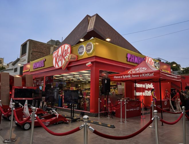 Fotos de Tambo y KitKat se unen para inaugurar la primera tienda flagship de la marca con la cadena