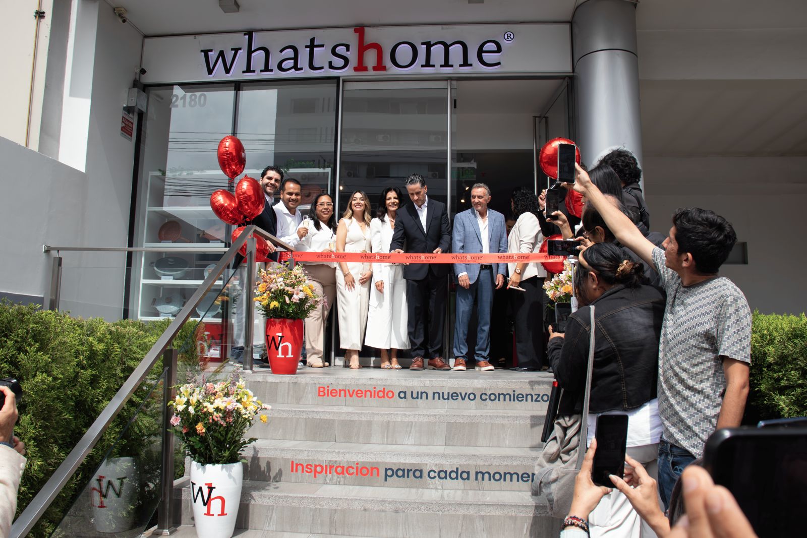 Foto de Whatshome inaugura en Perú su primer Centro de Experiencia para clientes y emprendedores